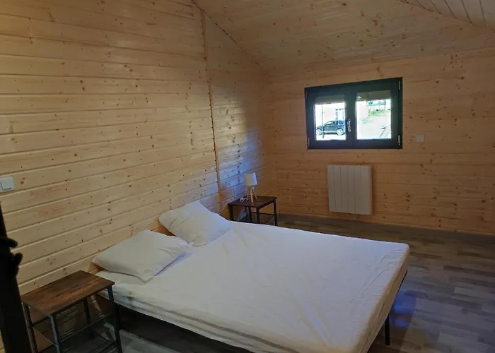 6 Personnes A La Campagne