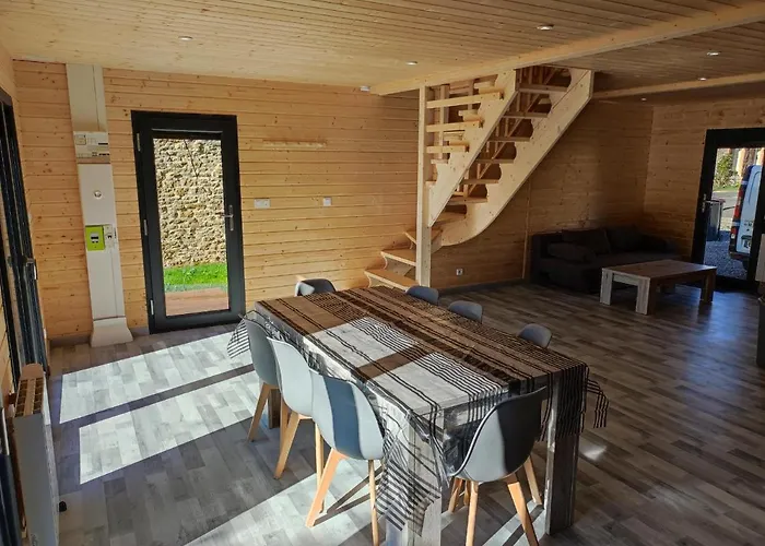 6 Personnes A La Campagne * Singly